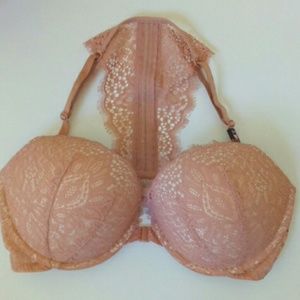 Push-up Bra with front closure